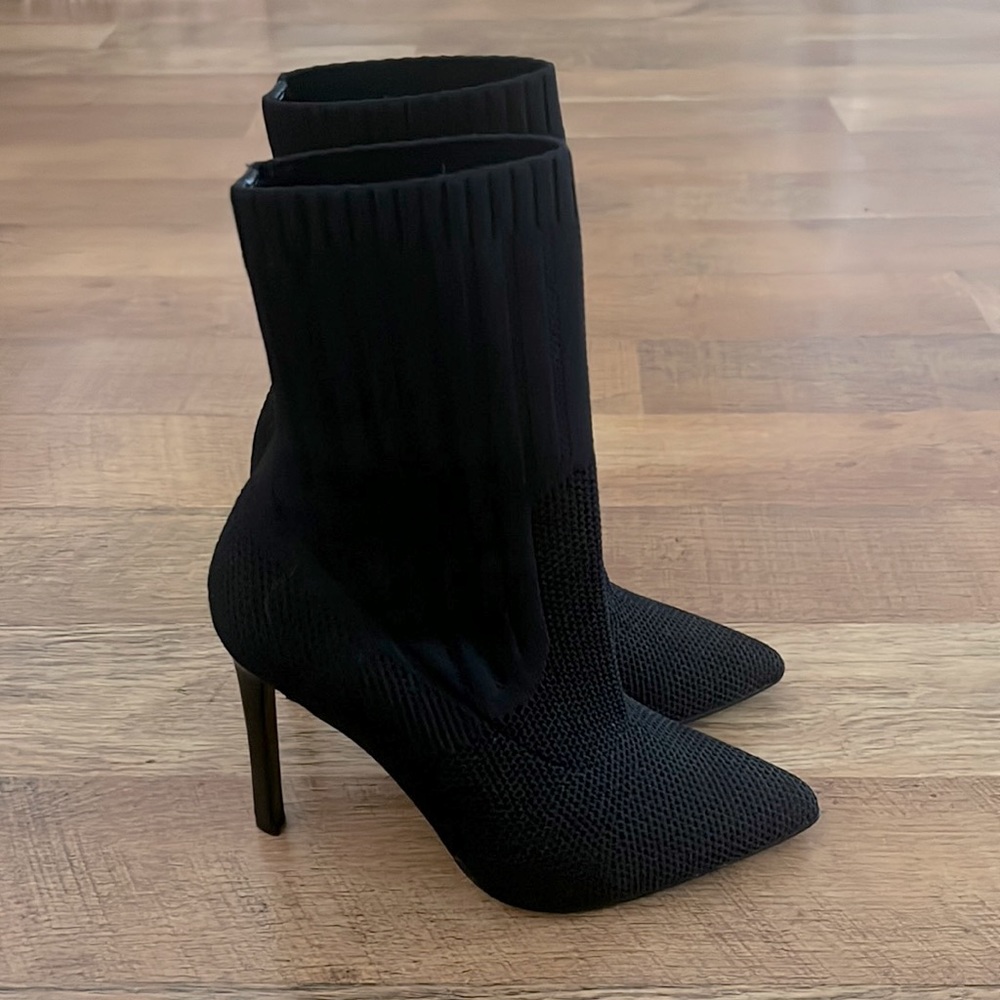 Steve Madden discreet boot